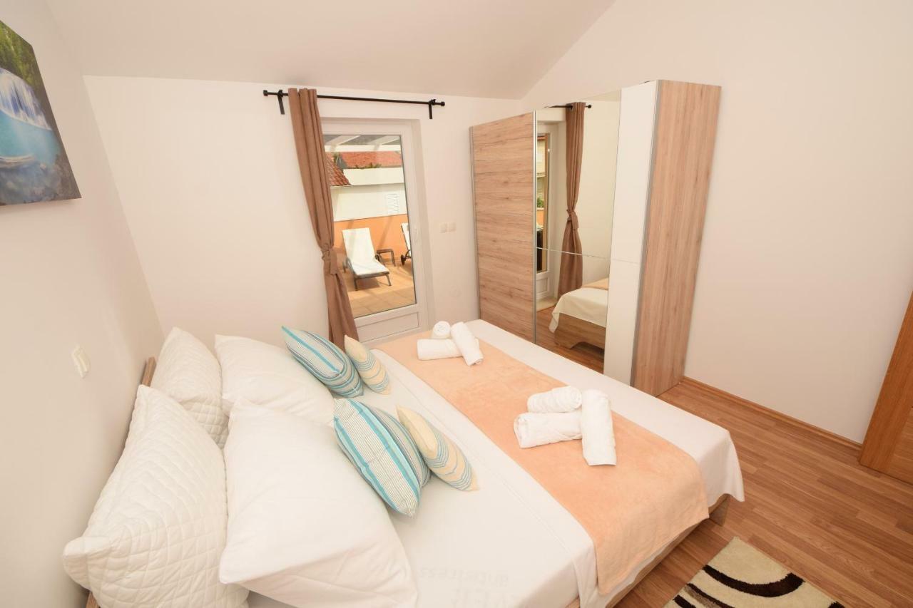 Luxury Penthouse With Jacuzzi In Orebić Eksteriør billede