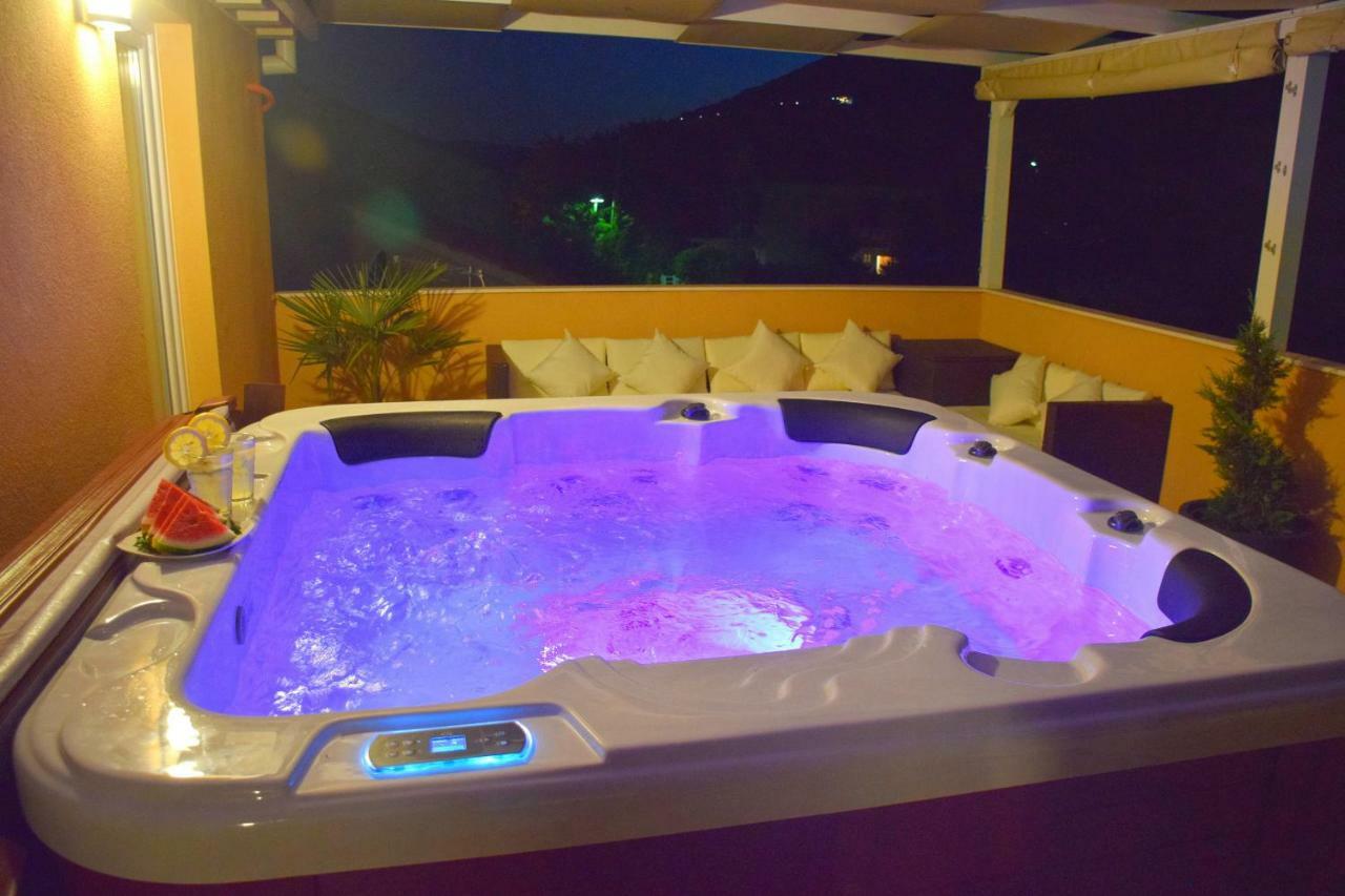 Luxury Penthouse With Jacuzzi In Orebić Eksteriør billede